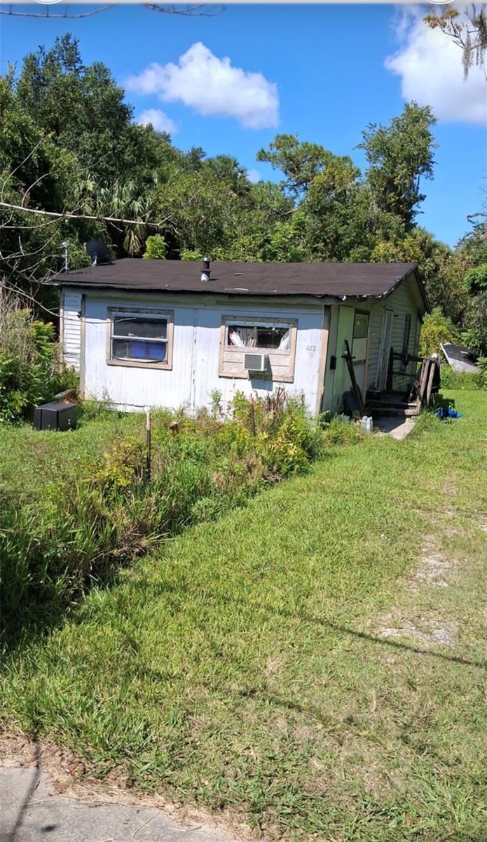 438 N State Road 415, Osteen