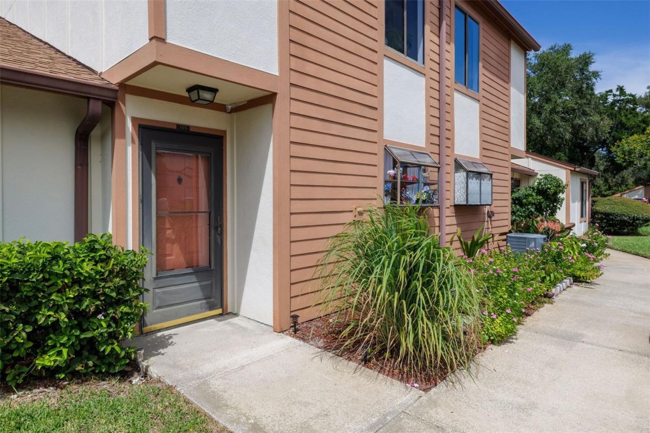105 White Fawn Dr #1050, Daytona Beach, FL 32114