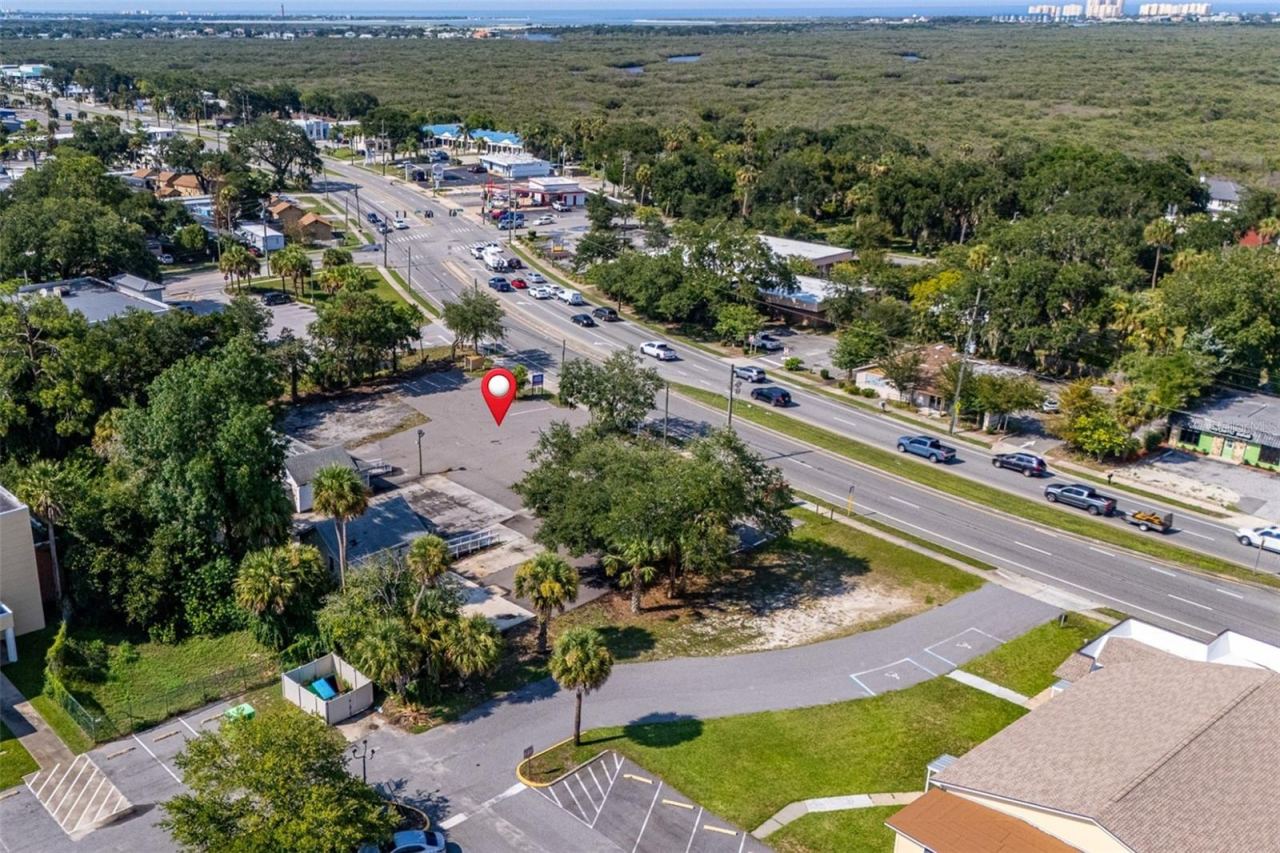 Photo 3 of 1042 N Dixie Fwy, New Smyrna Beach, FL 32168