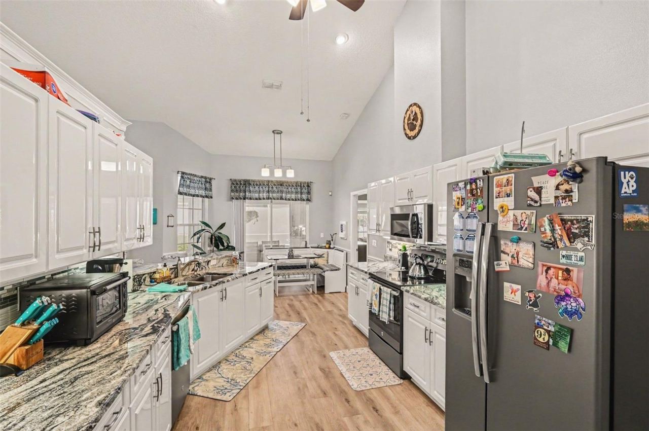 Photo 3 of 1211 Nixonton St, Deltona, FL 32725