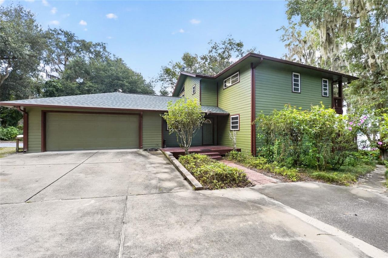 243 Herman Dr, Hawthorne, FL 32640