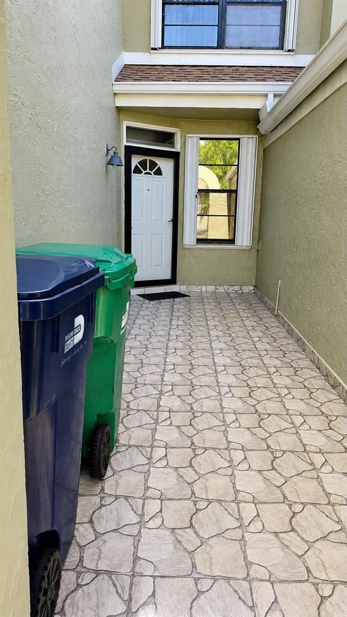 Photo 2 of 9629 Sw 152nd Ave #122, Miami, FL 33196
