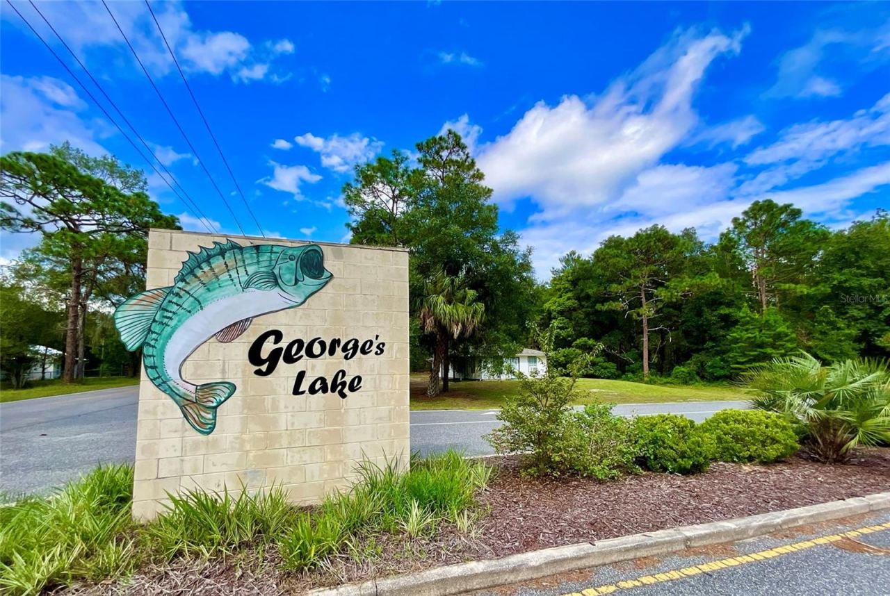 Photo 2 of 1150 Coral Farms Rd, Florahome, FL 32140