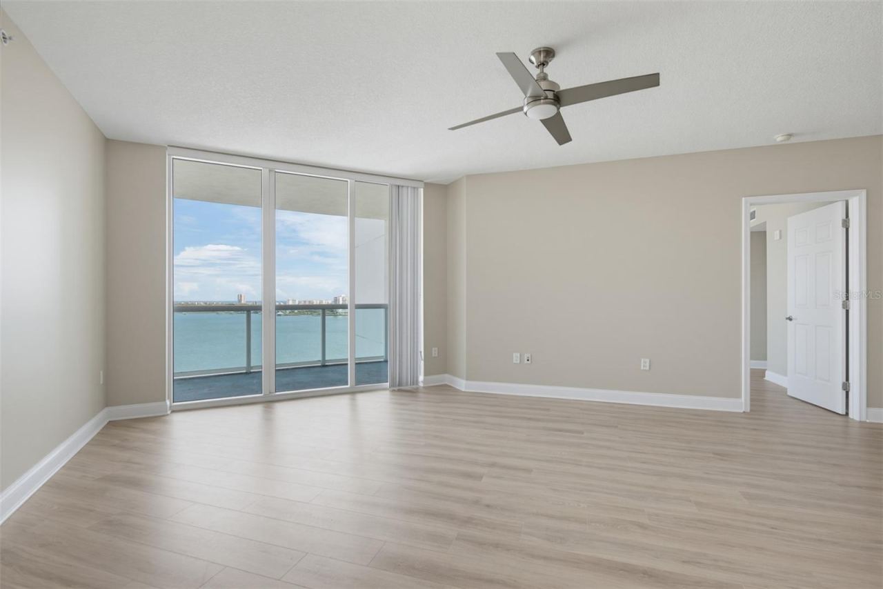 Photo 2 of 241 Riverside Dr #1006, Holly Hill, FL 32117