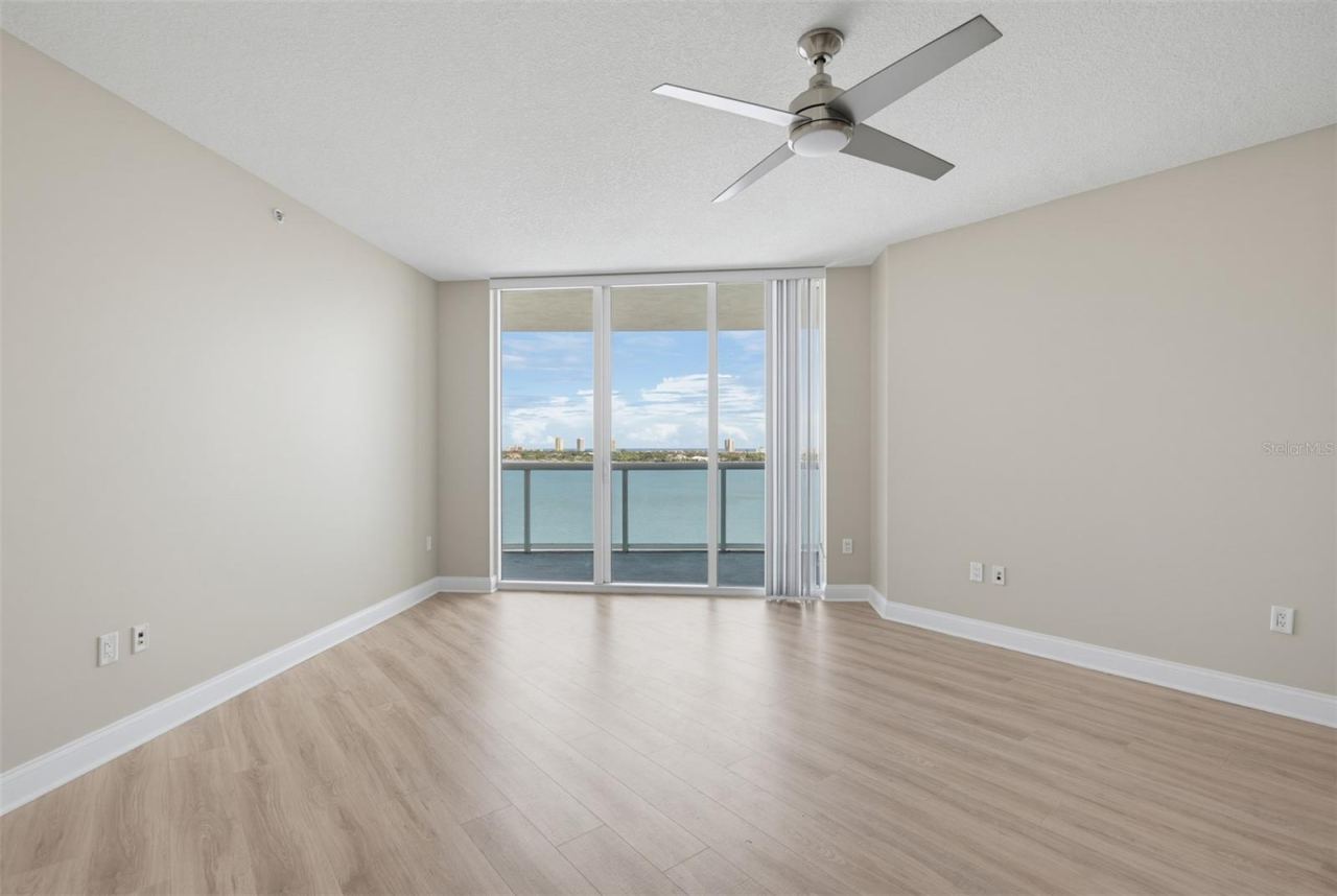 Photo 3 of 241 Riverside Dr #1006, Holly Hill, FL 32117