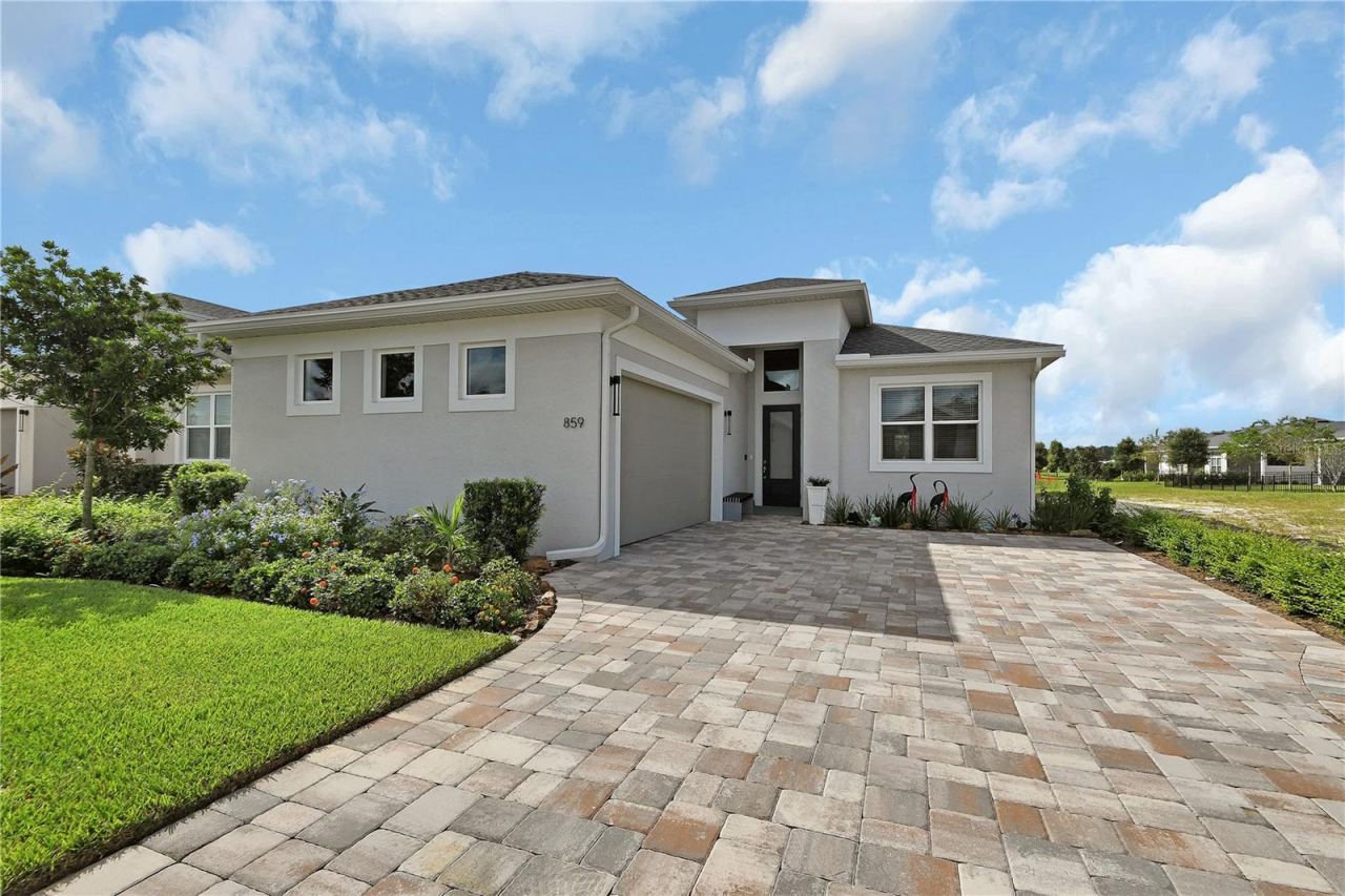 859 Liliana Dr, Deland, FL 32724
