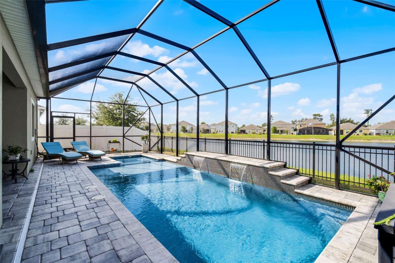 Photo 3 of 298 Jackson Loop, Deland, FL 32724