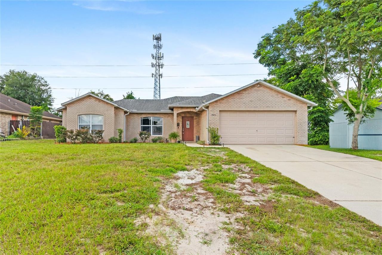 Photo 2 of 2086 S Parkton Dr, Deltona, FL 32725