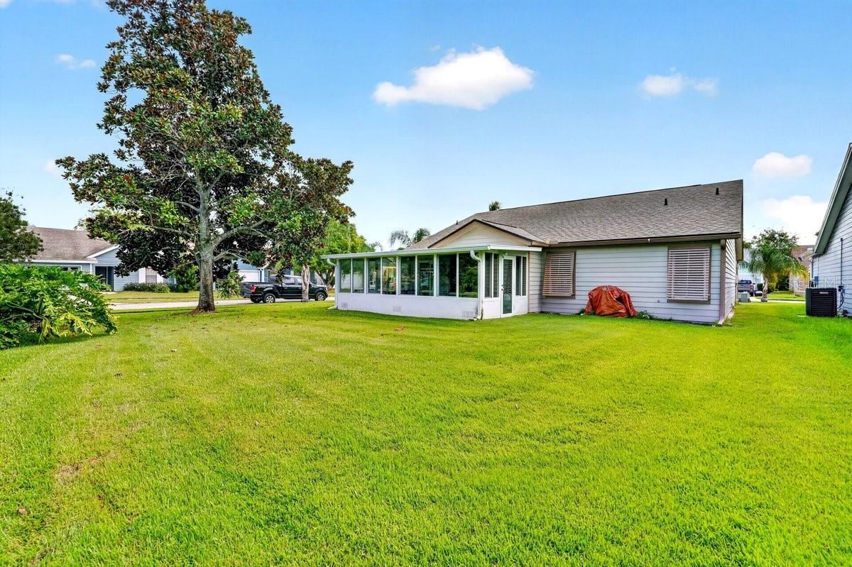 Photo 2 of 786 Pine Shores Cir, New Smyrna Beach, FL 32168