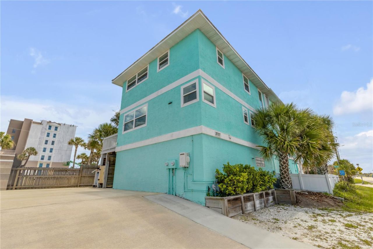 2707 S Atlantic Ave, New Smyrna Beach