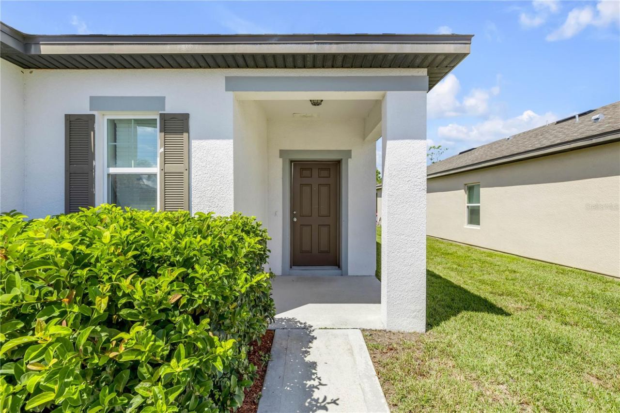 Photo 2 of 3006 Neverland Dr, New Smyrna Beach, FL 32168