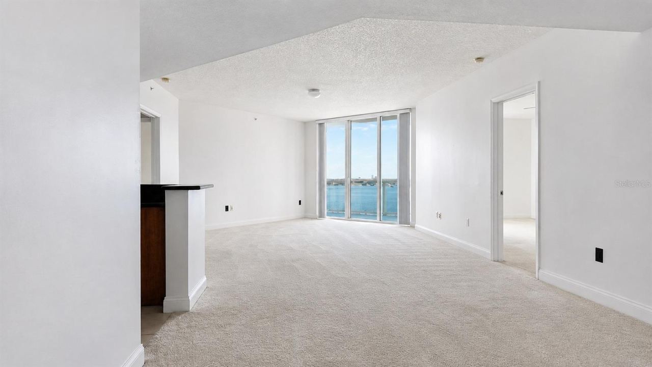 Photo 2 of 241 Riverside Dr #2006, Holly Hill, FL 32117