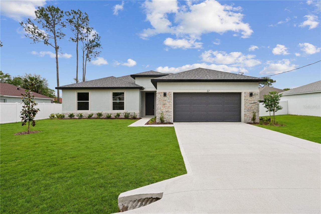21 Bonnie Ln, Palm Coast, FL 32137