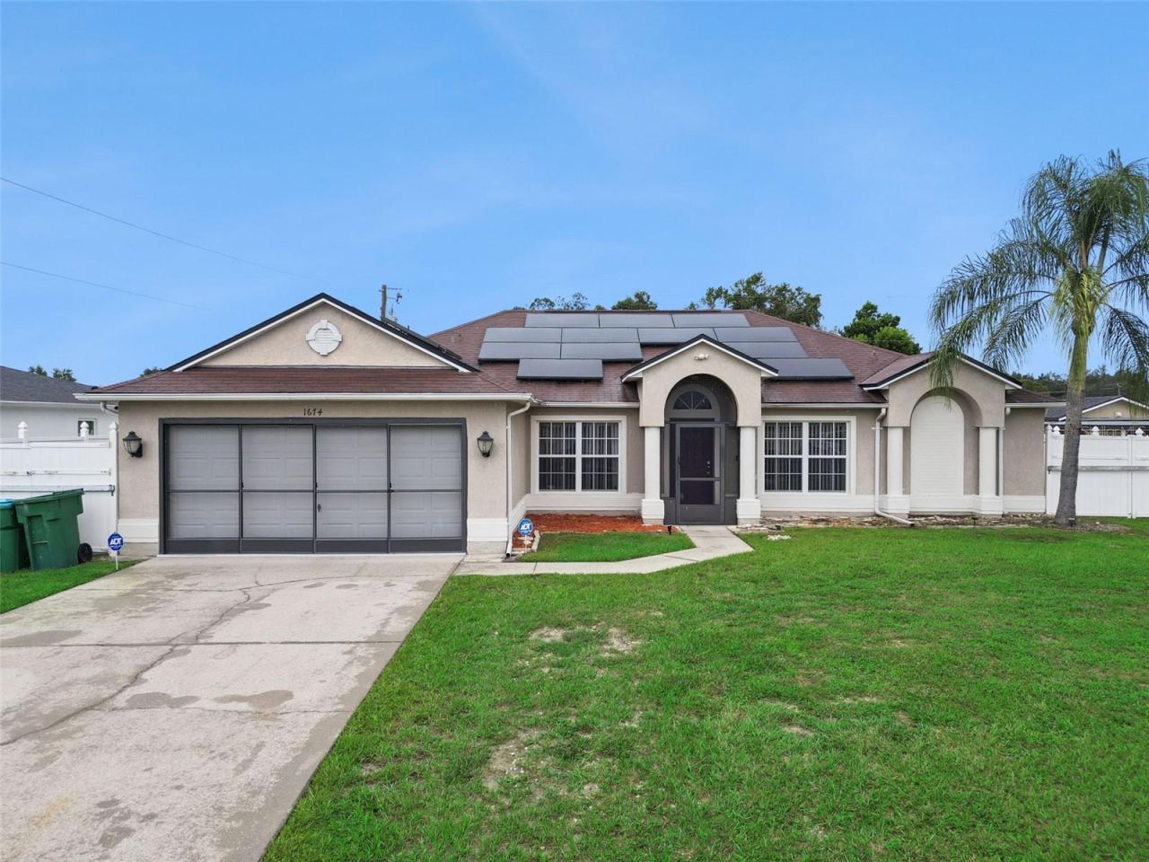 Photo 2 of 1674 Keeling Dr, Deltona, FL 32738