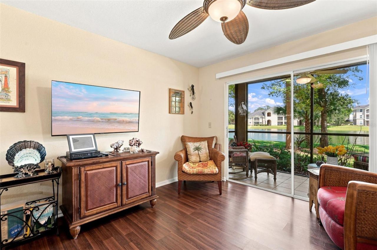 Photo 3 of 940 Village Trl #3-104, Port Orange, FL 32127