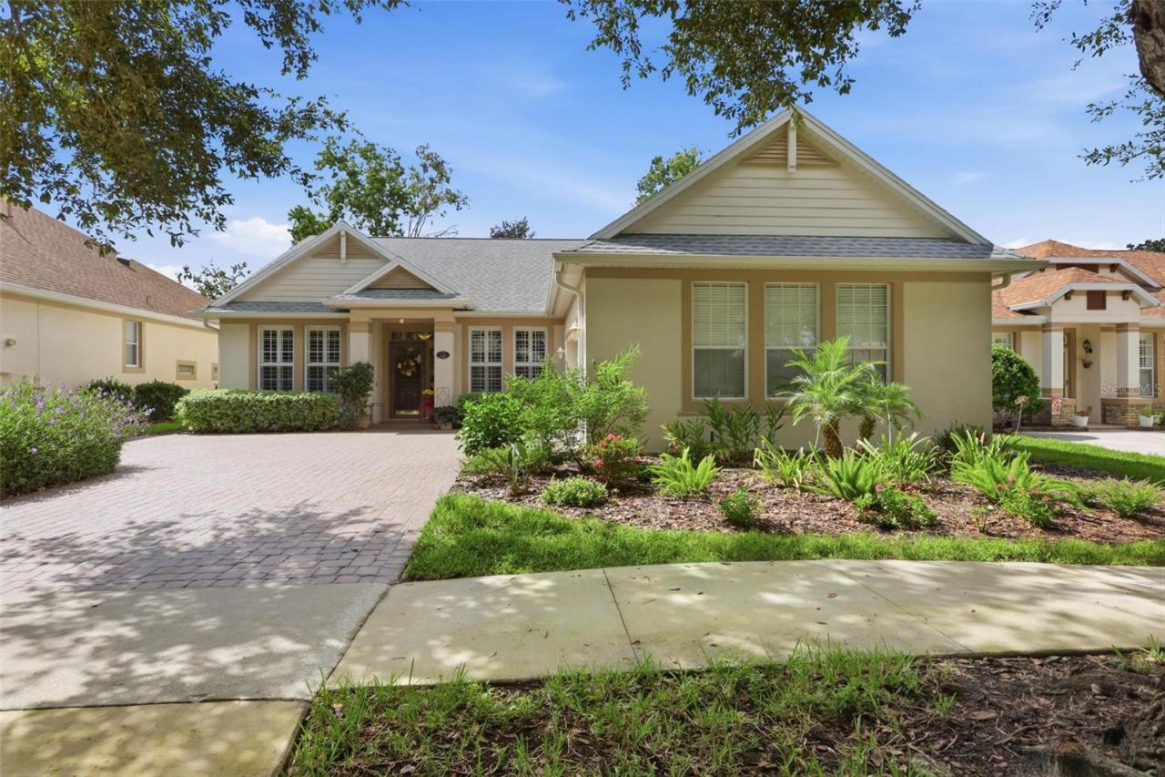 Photo 2 of 114 Overton Gardens Ln, Deland, FL 32724
