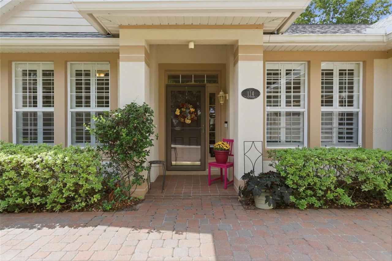 Photo 3 of 114 Overton Gardens Ln, Deland, FL 32724