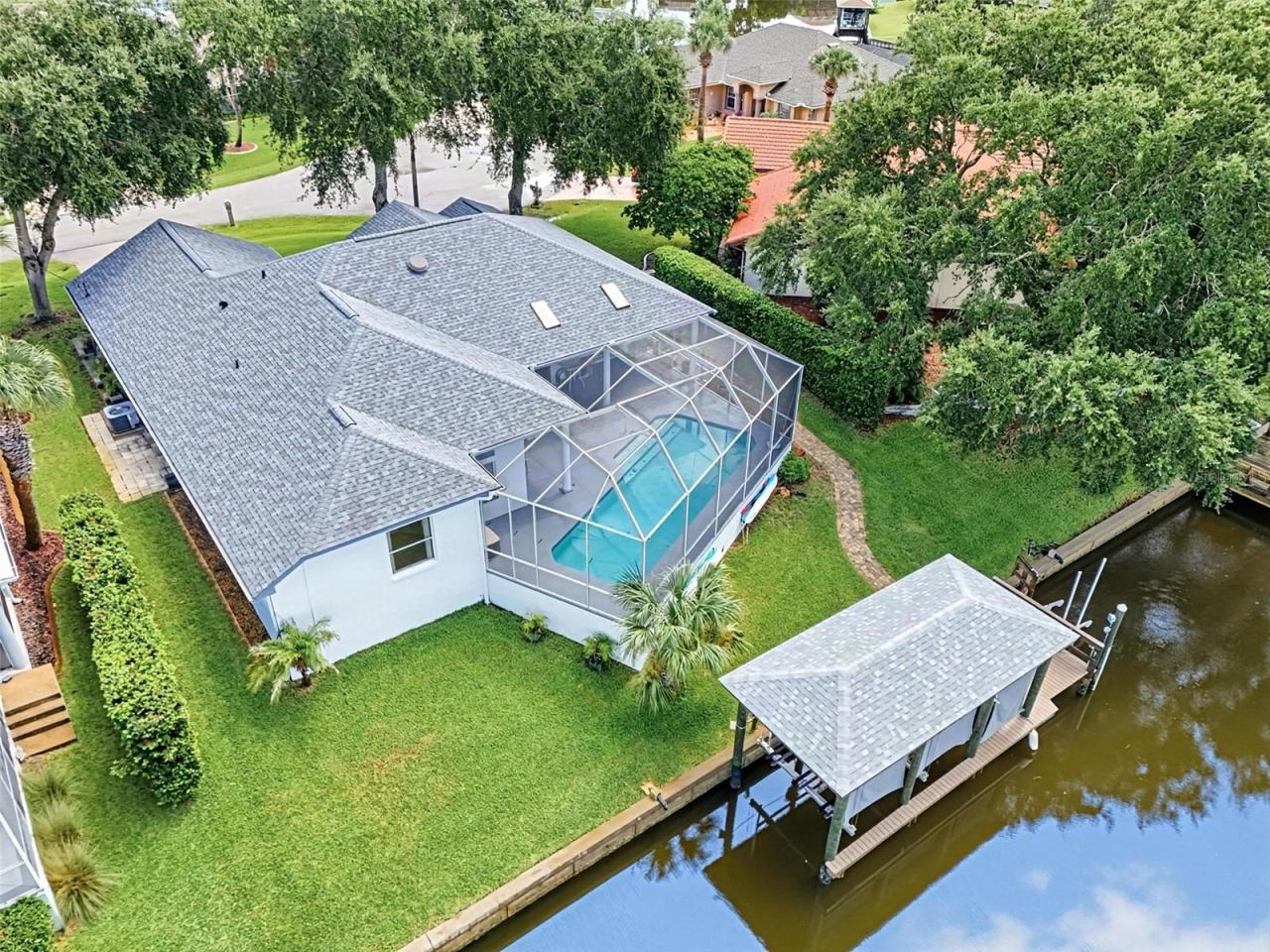 10 Chelsea Ct, Palm Coast, FL 32137