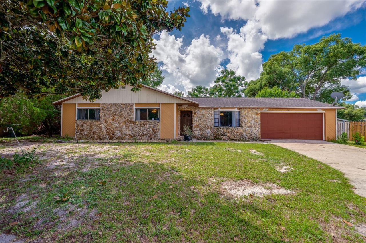 Photo 2 of 146 Westwood Dr, Daytona Beach, FL 32119