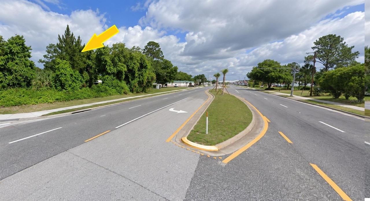 Photo 2 of 229 N Highway 17, Palatka, FL 32177