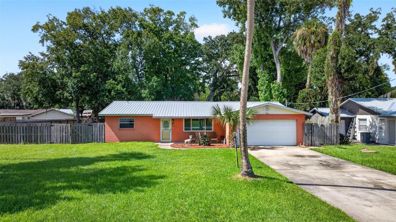 Photo 2 of 706 Boston Ave, South Daytona, FL 32119