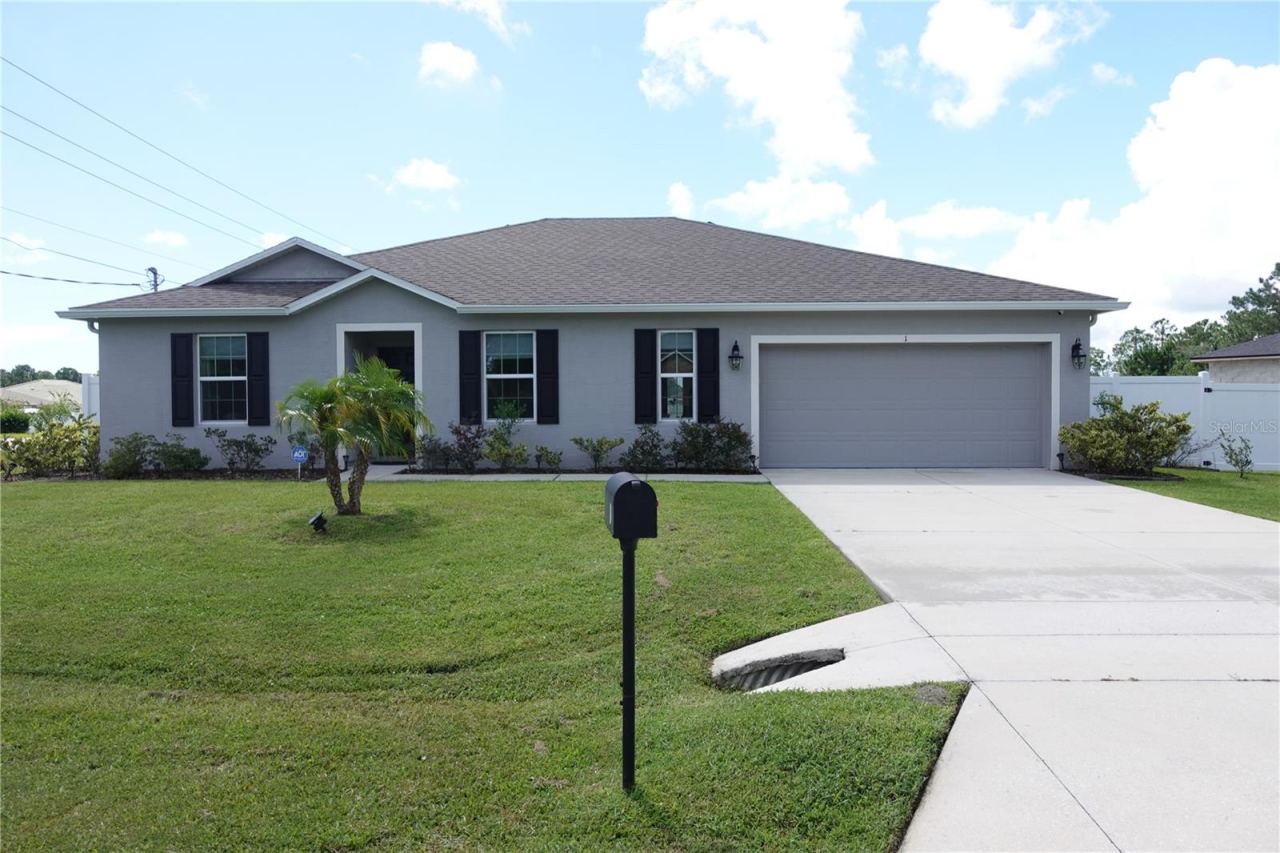 1 Frenora Ln, Palm Coast, FL 32137