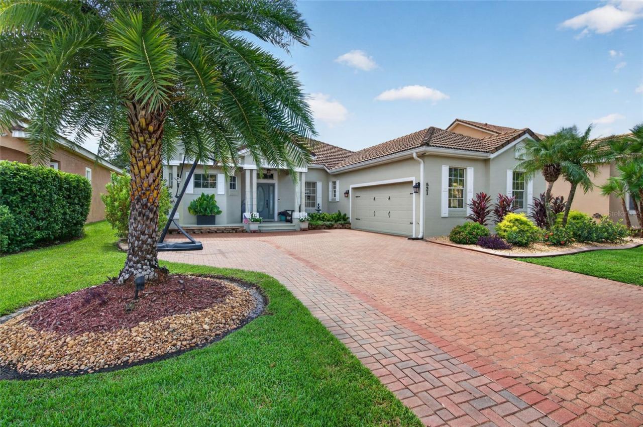521 Venetian Villa Dr, New Smyrna Beach