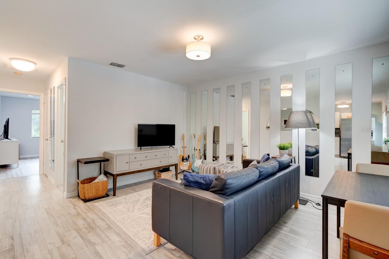 Photo 3 of 1601 Big Tree Rd #408, Daytona Beach, FL 32119