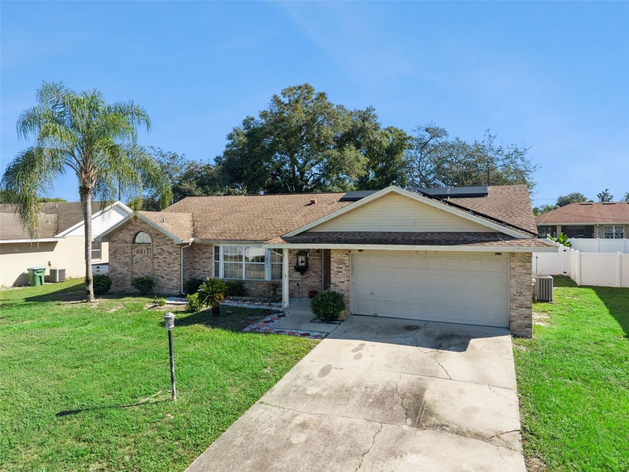 1079 W Hancock Dr, Deltona, FL 32725