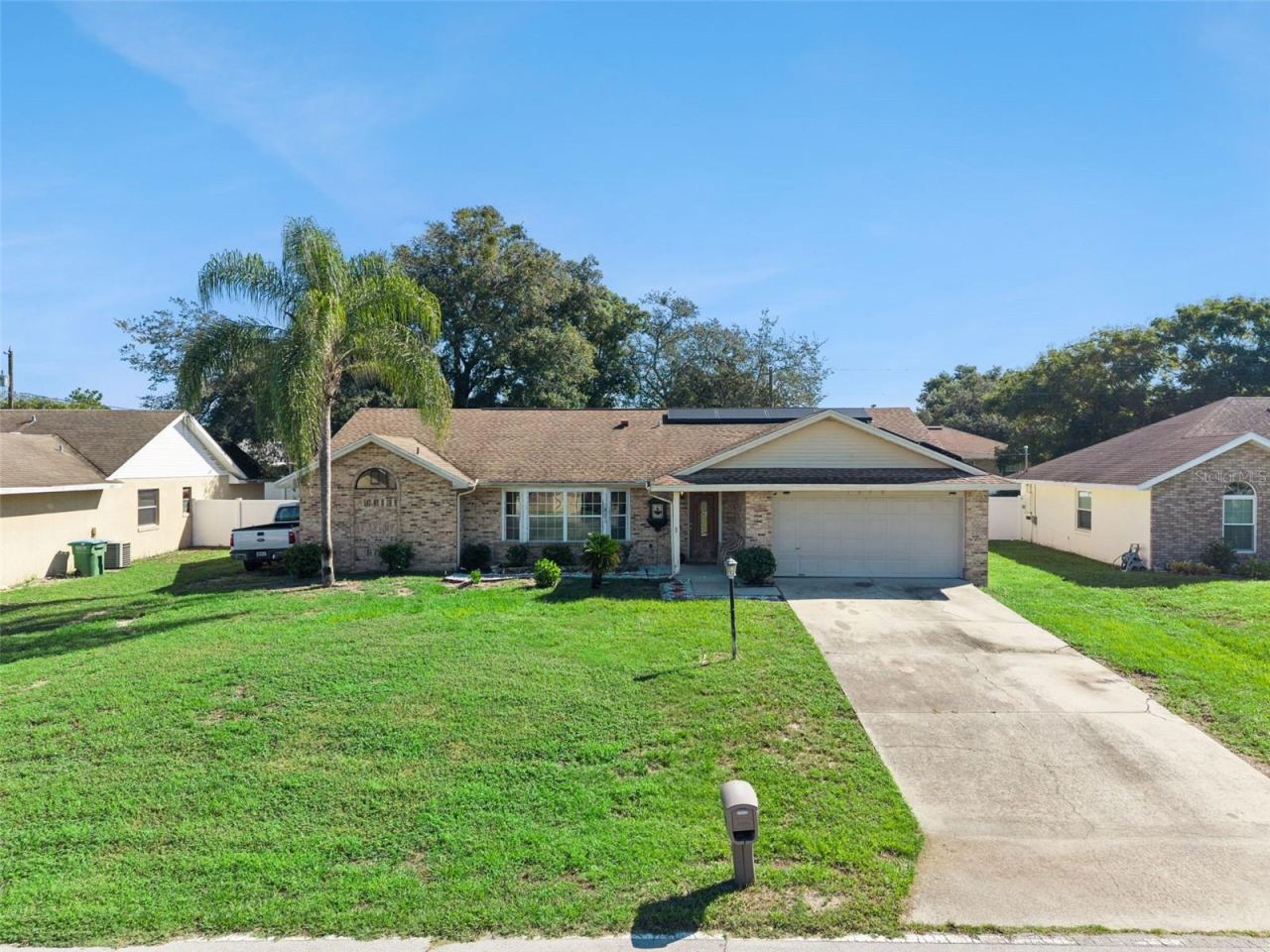 Photo 3 of 1079 W Hancock Dr, Deltona, FL 32725