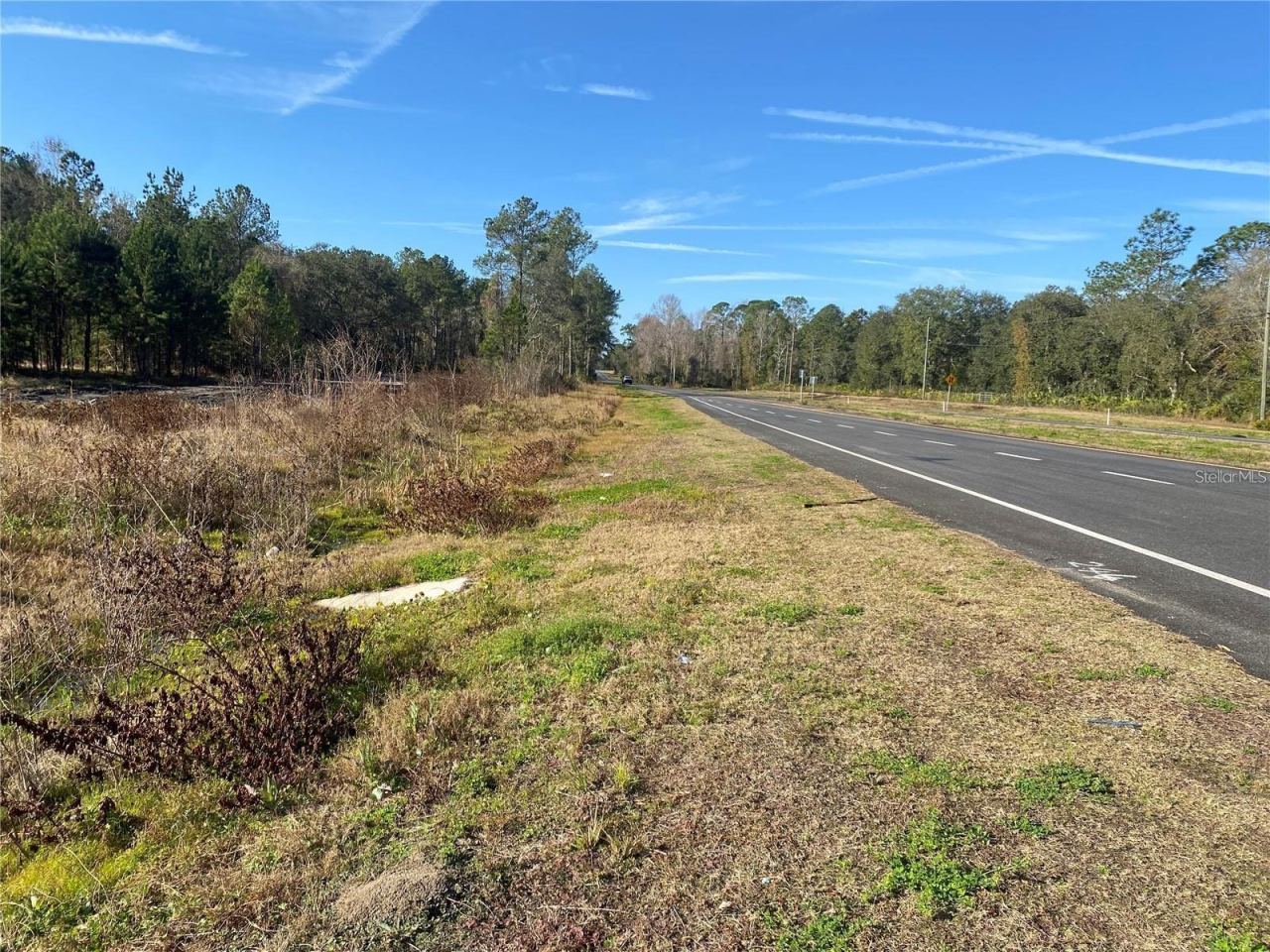 Photo 2 of 956 Us Highway 17, Satsuma, FL 32189