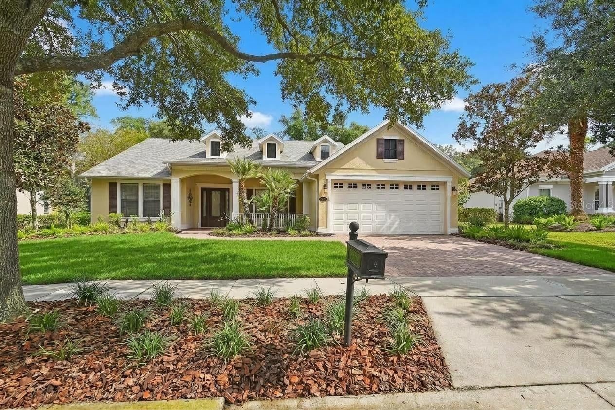 Photo 3 of 502 Victoria Hills Dr, Deland, FL 32724