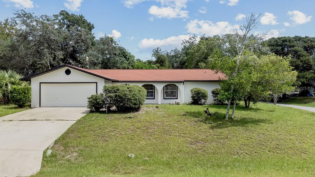 2 Blaine Tree Pl, Palm Coast, FL 32137