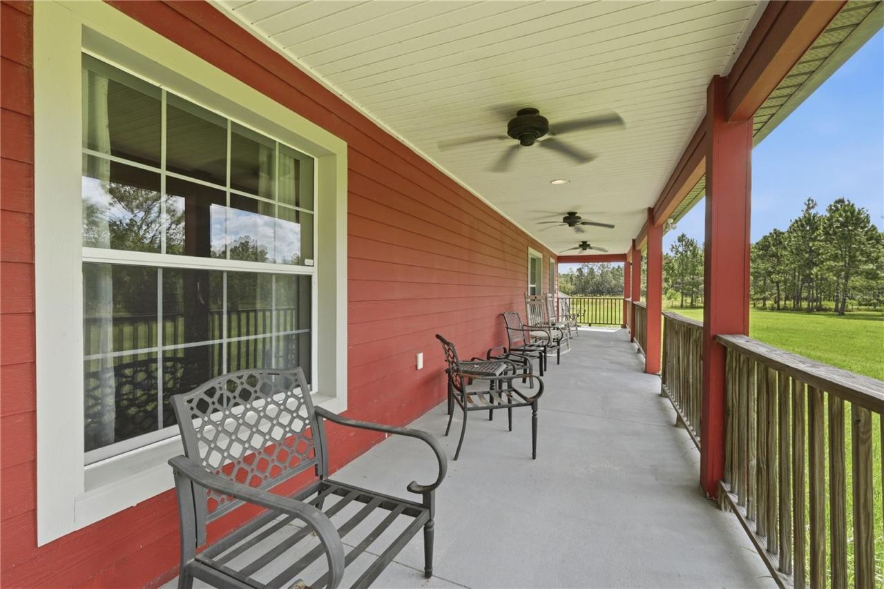 Photo 3 of 806 Bayhead Rd, Osteen, FL 32764