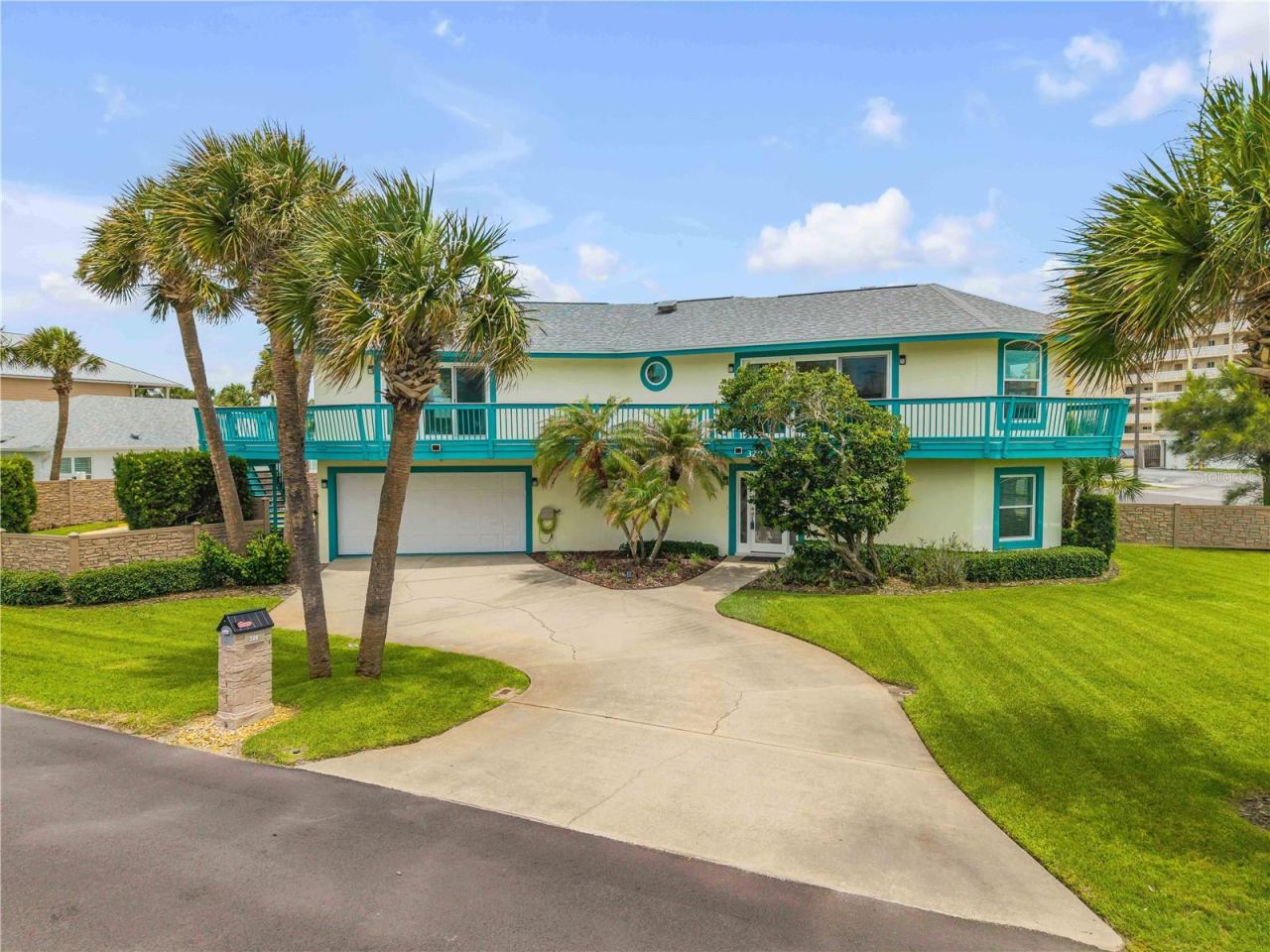 320 Due East St, New Smyrna Beach