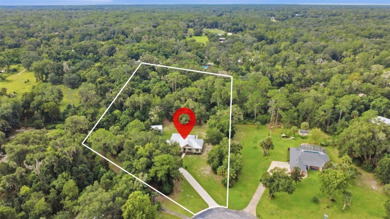 Photo 2 of 1806 Glenwood Oaks Ln, Deland, FL 32720