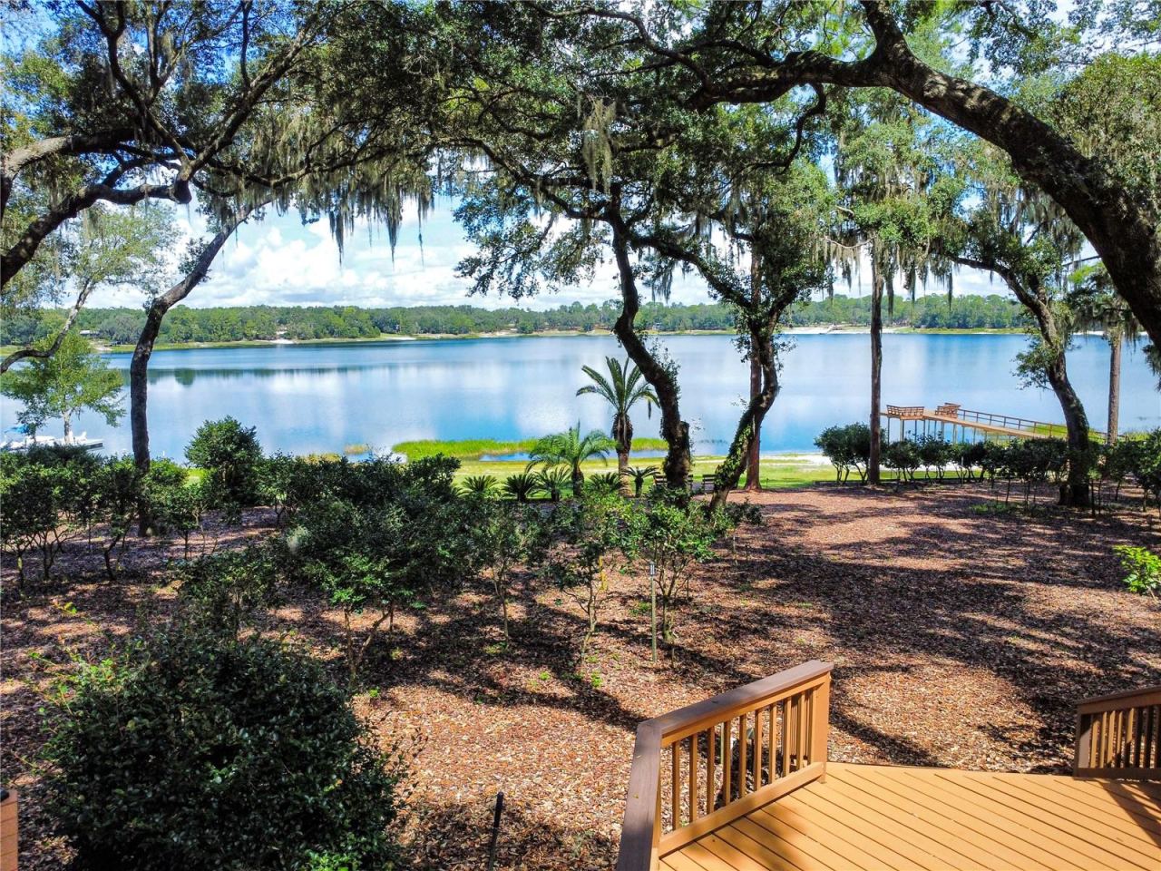 Photo 3 of 202 Mason Rd, Melrose, FL 32666