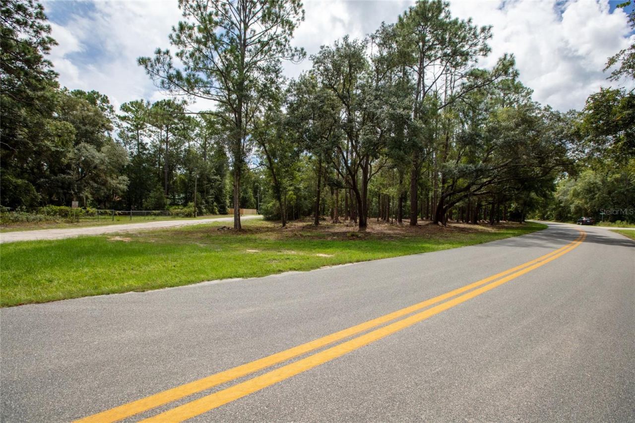 W Hillsborough Ave, Florahome, FL 32140