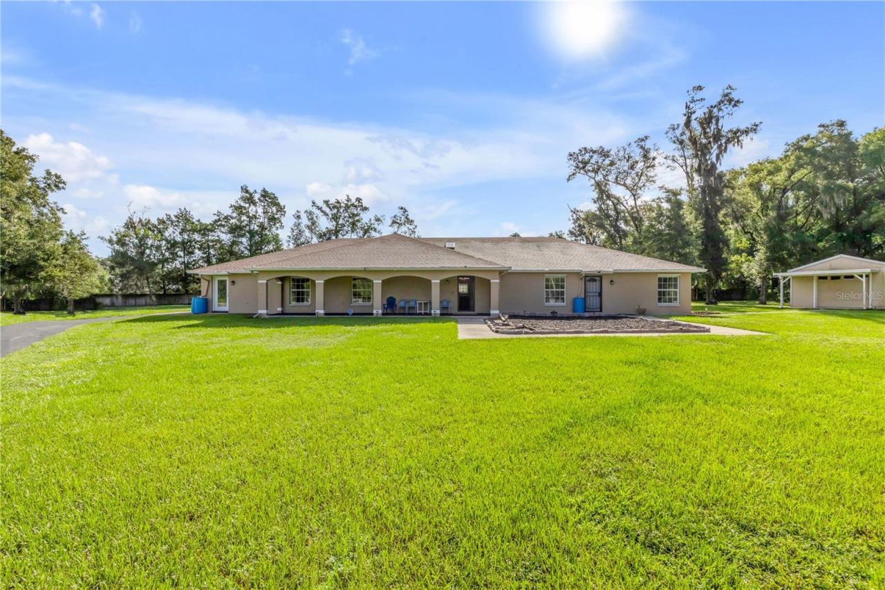 2011 N Spring Garden Ave, Deland