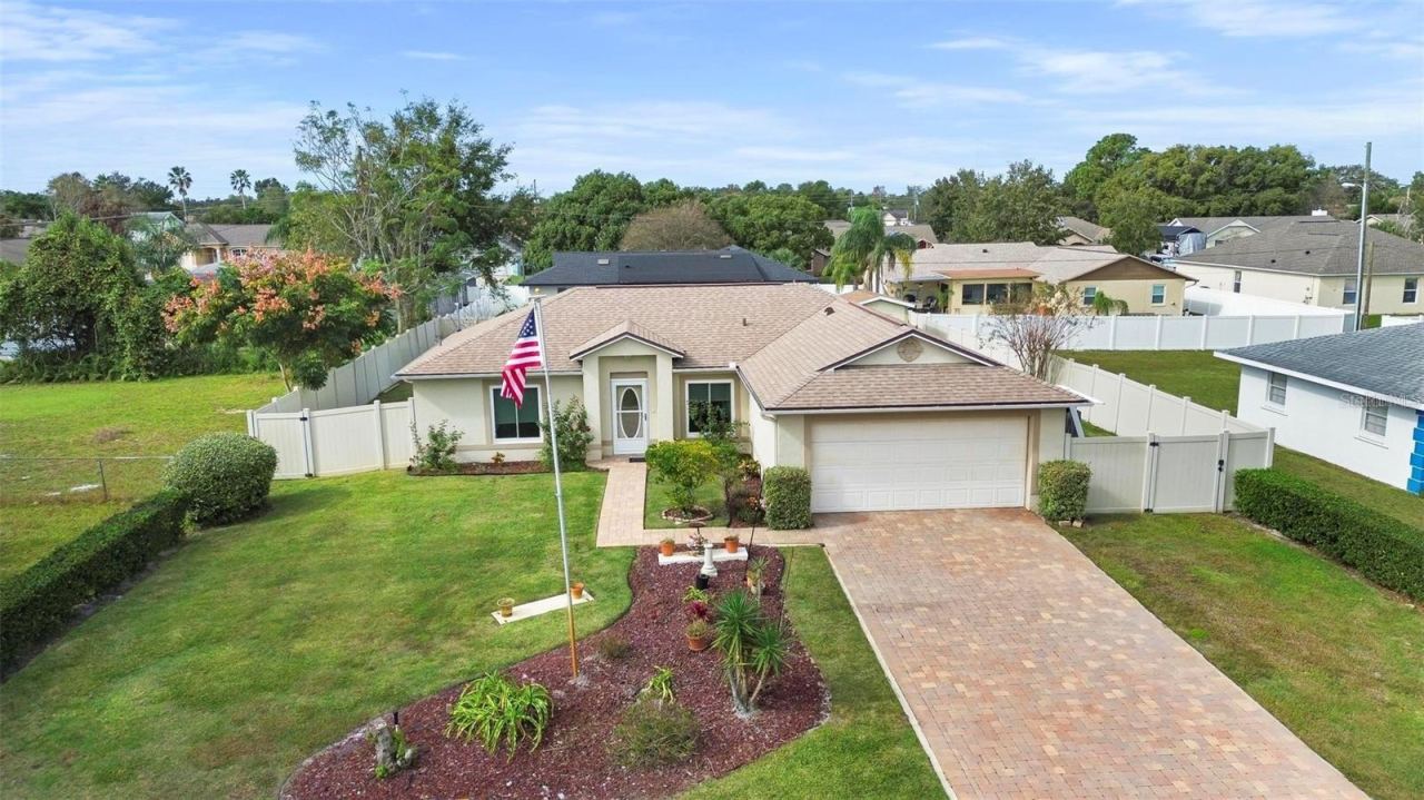 Photo 2 of 1248 Azora Dr, Deltona, FL 32725