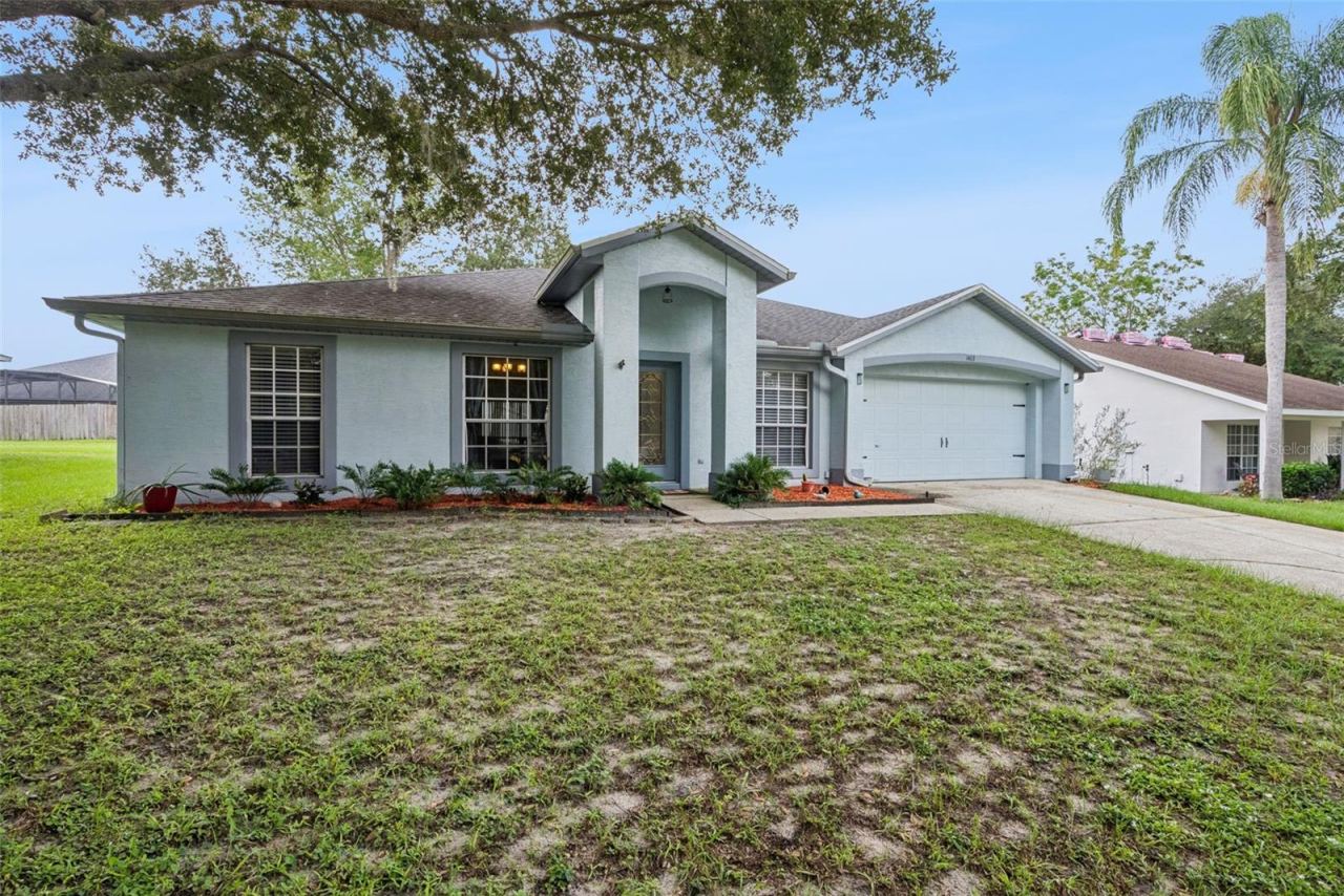 Photo 3 of 1403 Brayton Cir, Deltona, FL 32725