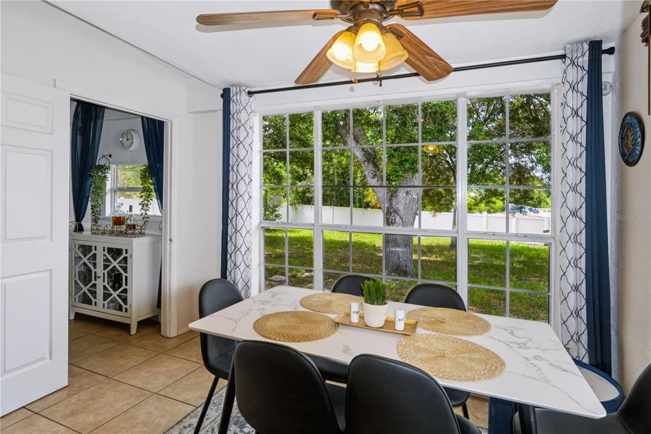 Photo 3 of 2280 Hagen Ave, Deltona, FL 32738