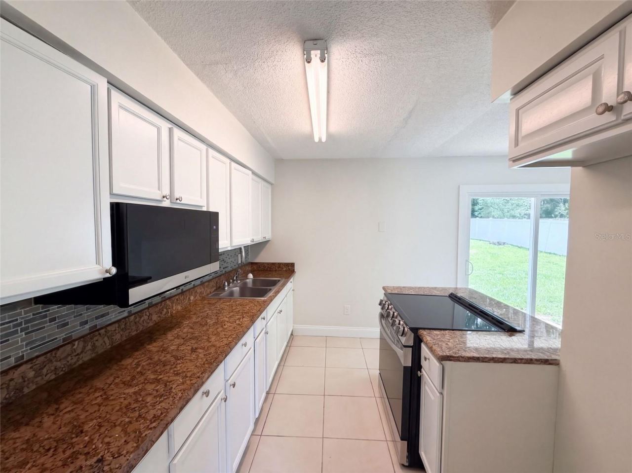 Photo 2 of 1336 Nadine Dr, Deltona, FL 32738