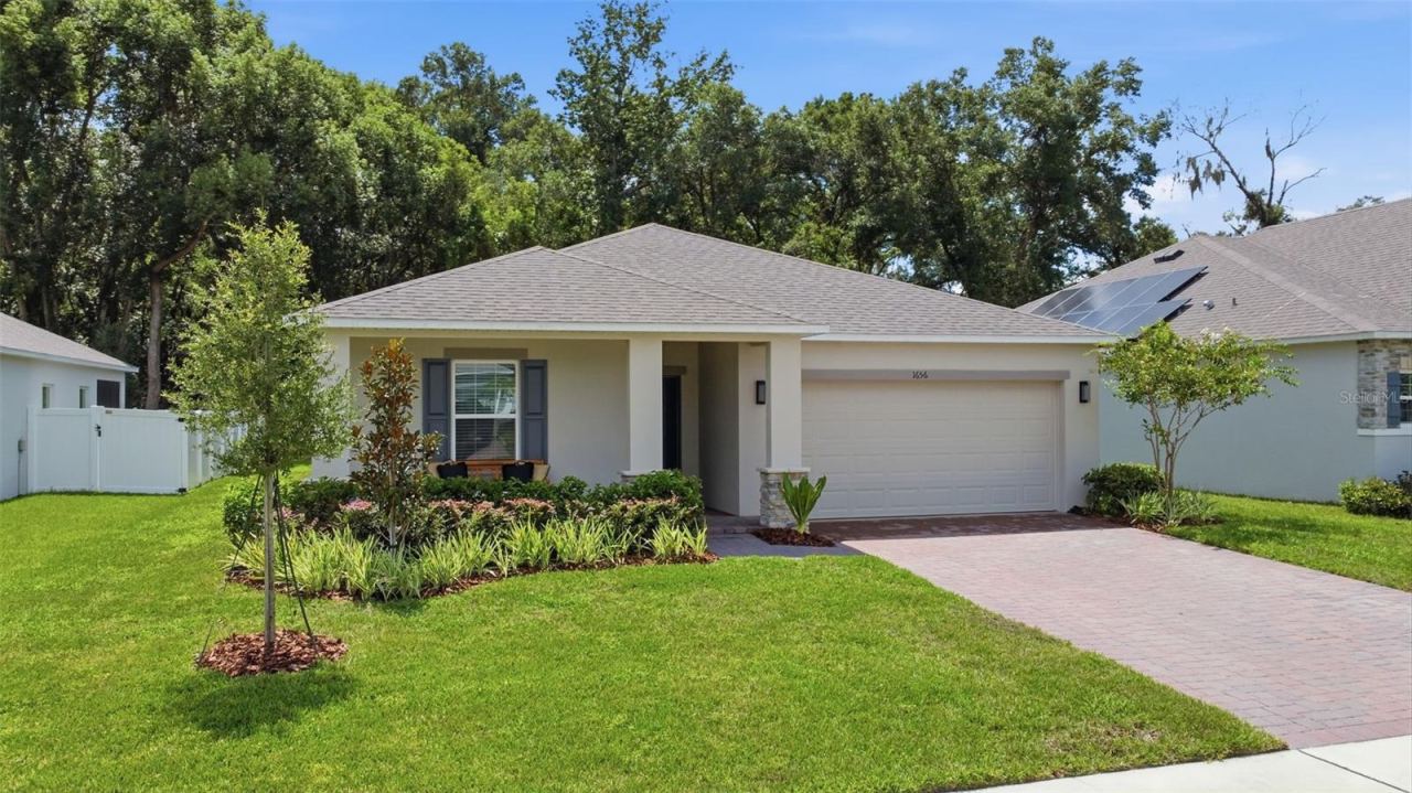 Photo 2 of 1656 Andover Ridge Dr, Deland, FL 32720