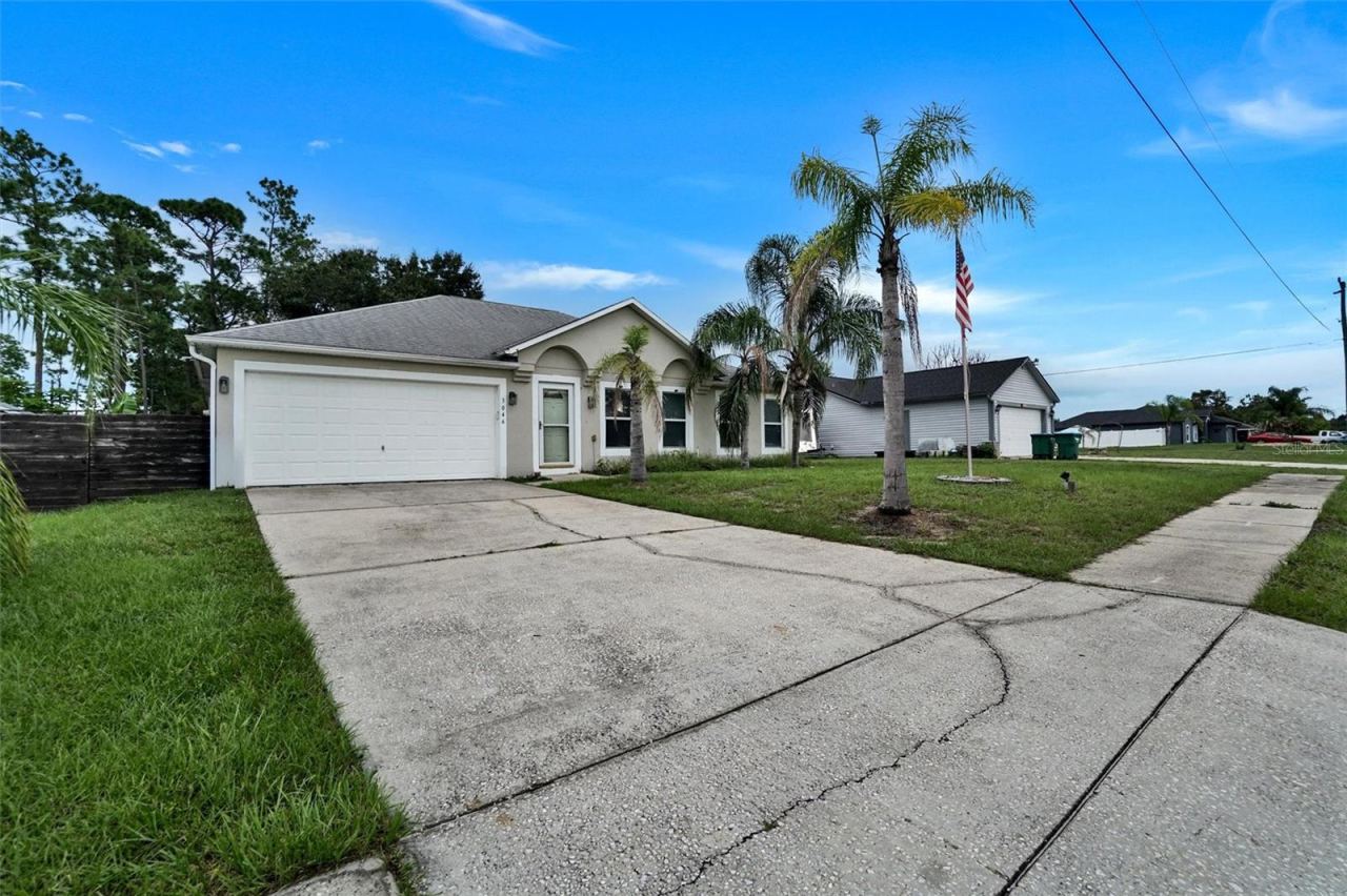 Photo 3 of 3046 Blaine Cir, Deltona, FL 32738