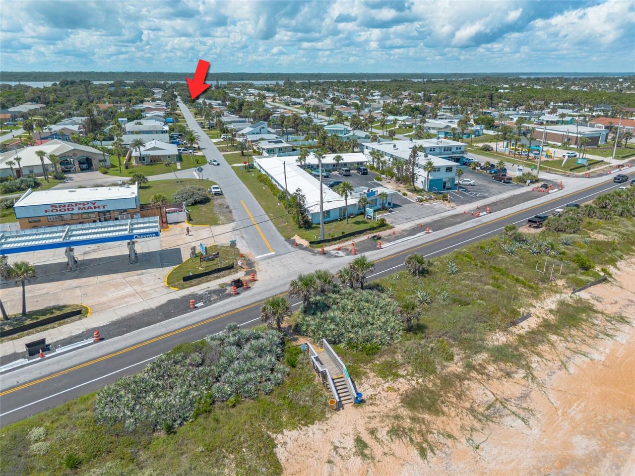 Photo 2 of 142 Holland Rd, Ormond Beach, FL 32176