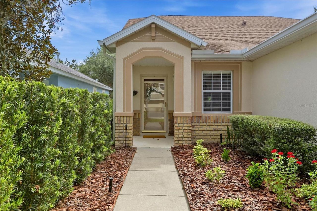 Photo 2 of 226 Stonington Way, Deland, FL 32724