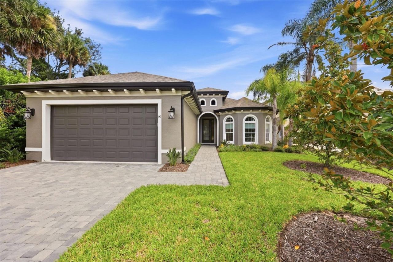 27 S Riverwalk Dr, Palm Coast