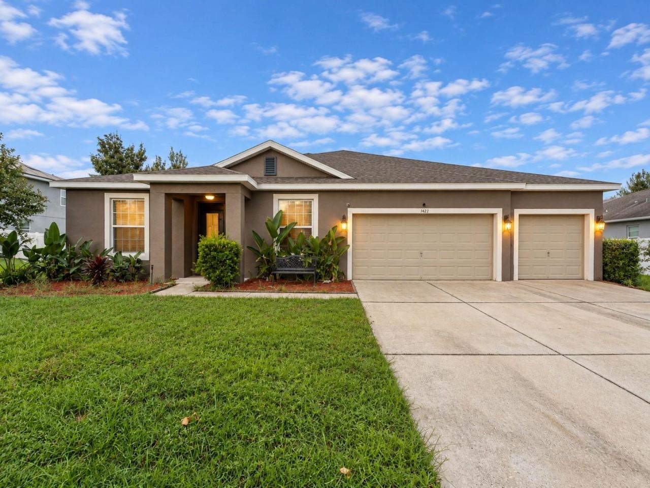 1422 Sharon Rose Trce, Deltona