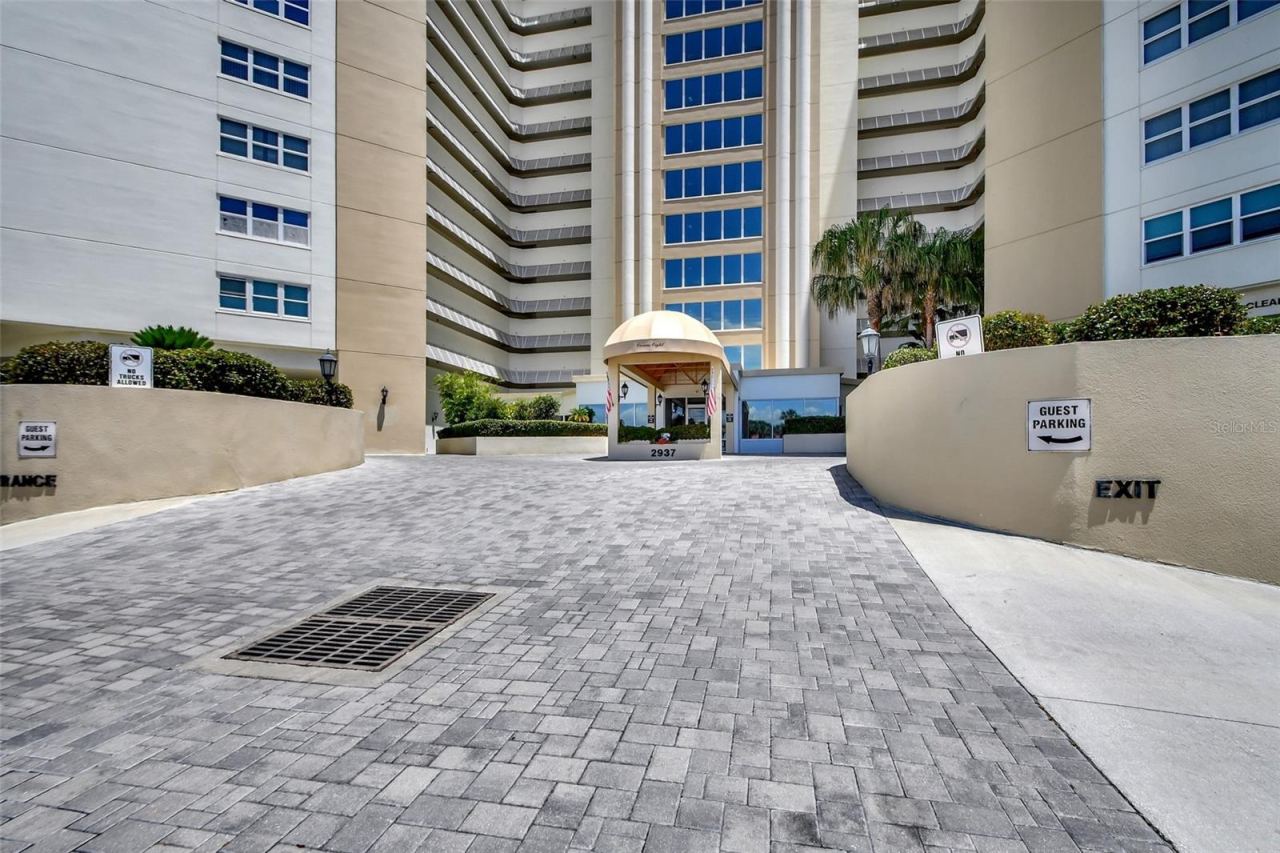 Photo 2 of 2937 S Atlantic Ave #1104, Daytona Beach Shores, FL 32118